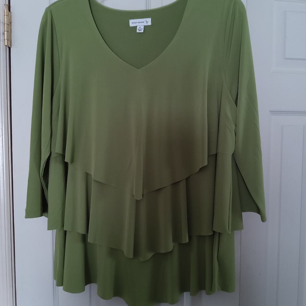 SUSAN GRAVER XL green top or minidress
